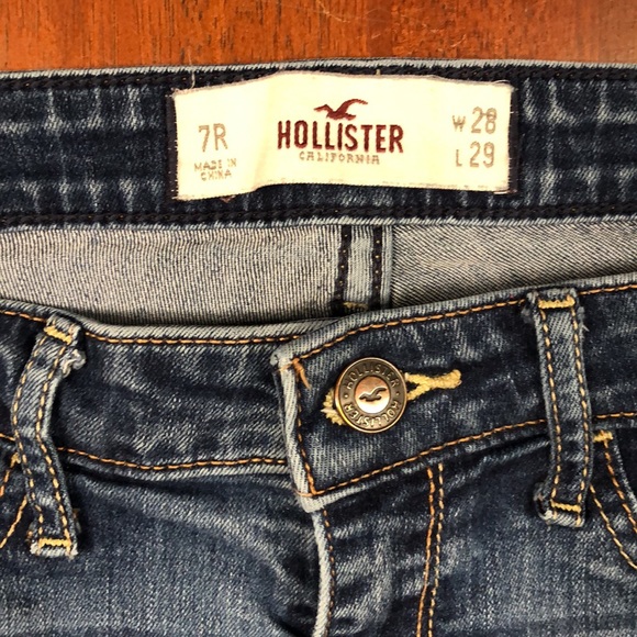 Hollister Skinny Jeans - Picture 2 of 5
